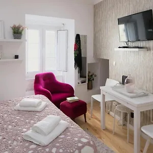 central-studio-by-timelystay.hotels-lisbon-portugal.com/