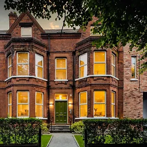 5 Star - The Ulsterville Residences - Free On-site Parking Belfast